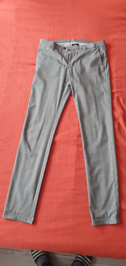 Pantalon gris slim