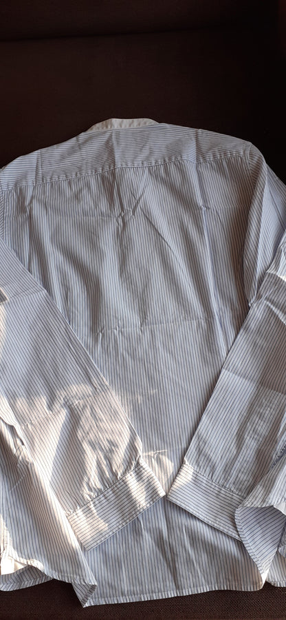 Chemise col mao à fines rayures bleu