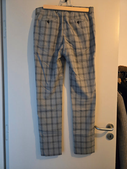 Pantalon gris carreaux bleus