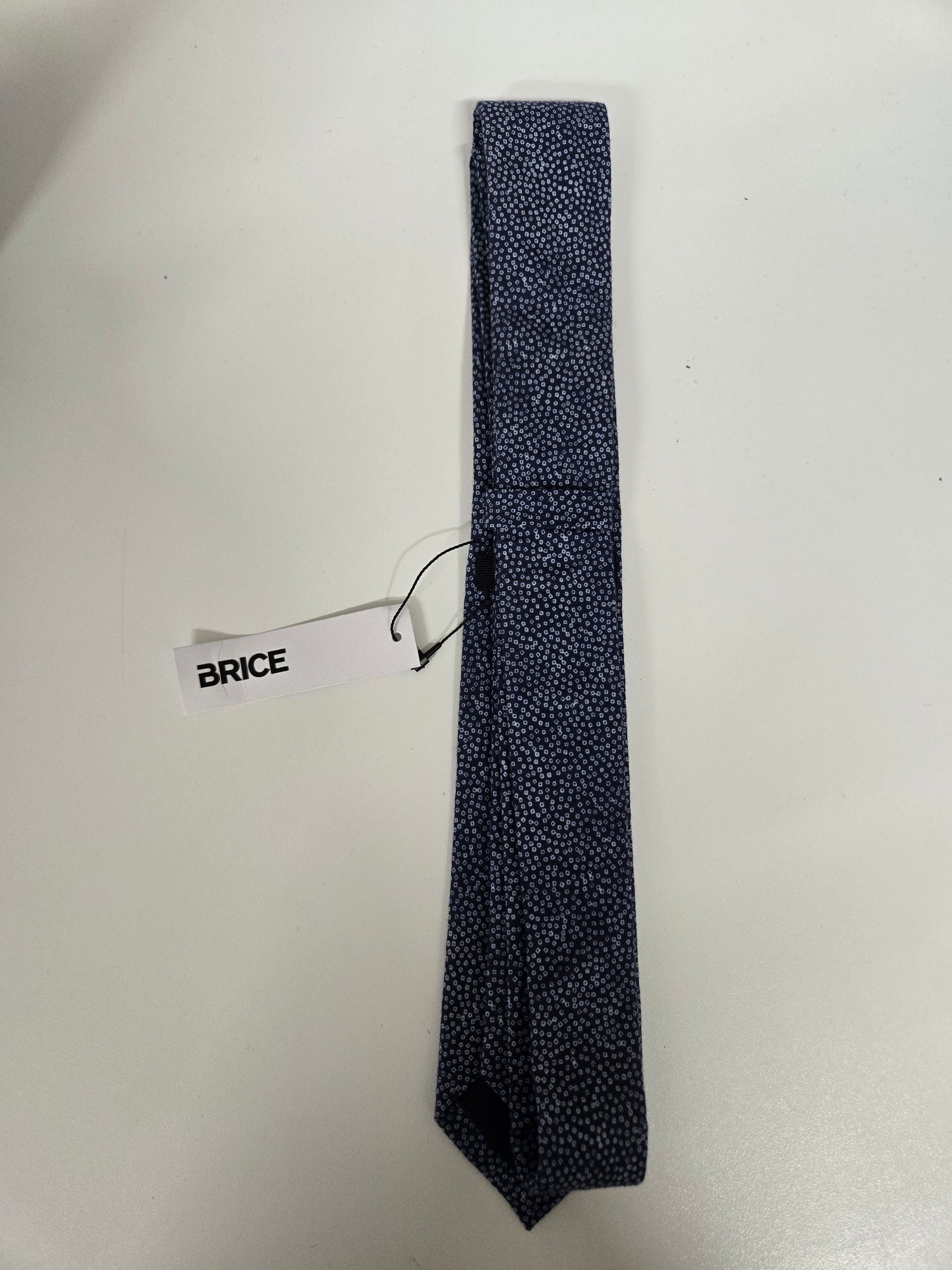 Cravate bleu à motif