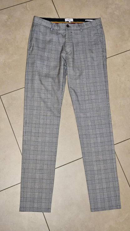 Pantalon chino à carreaux