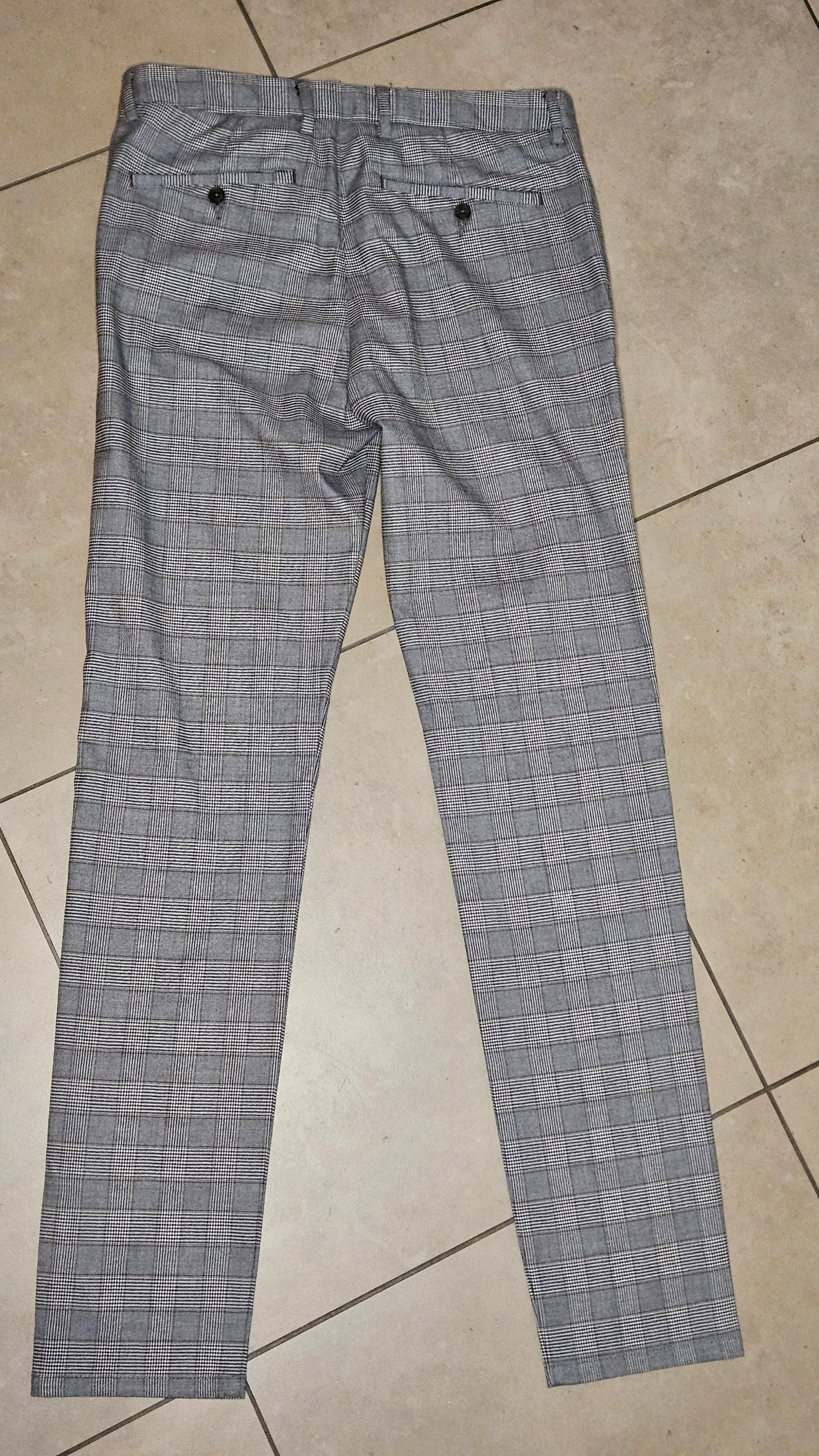 Pantalon chino à carreaux