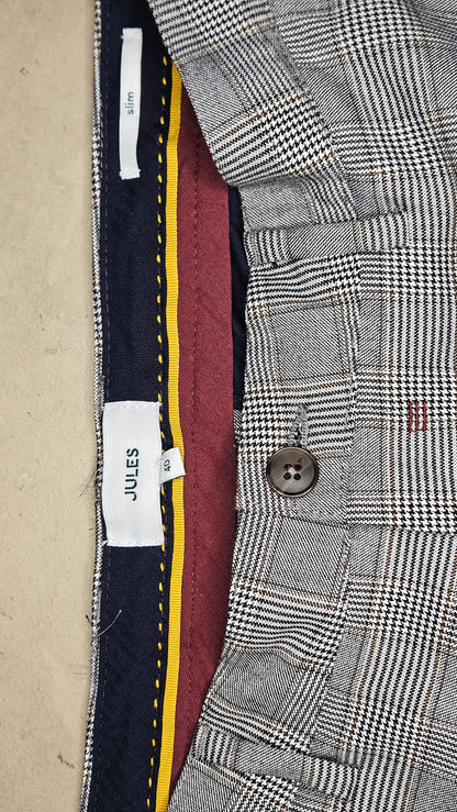 Pantalon chino à carreaux