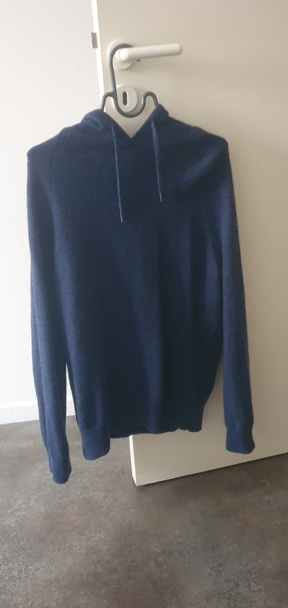 Pull à capuche en laine