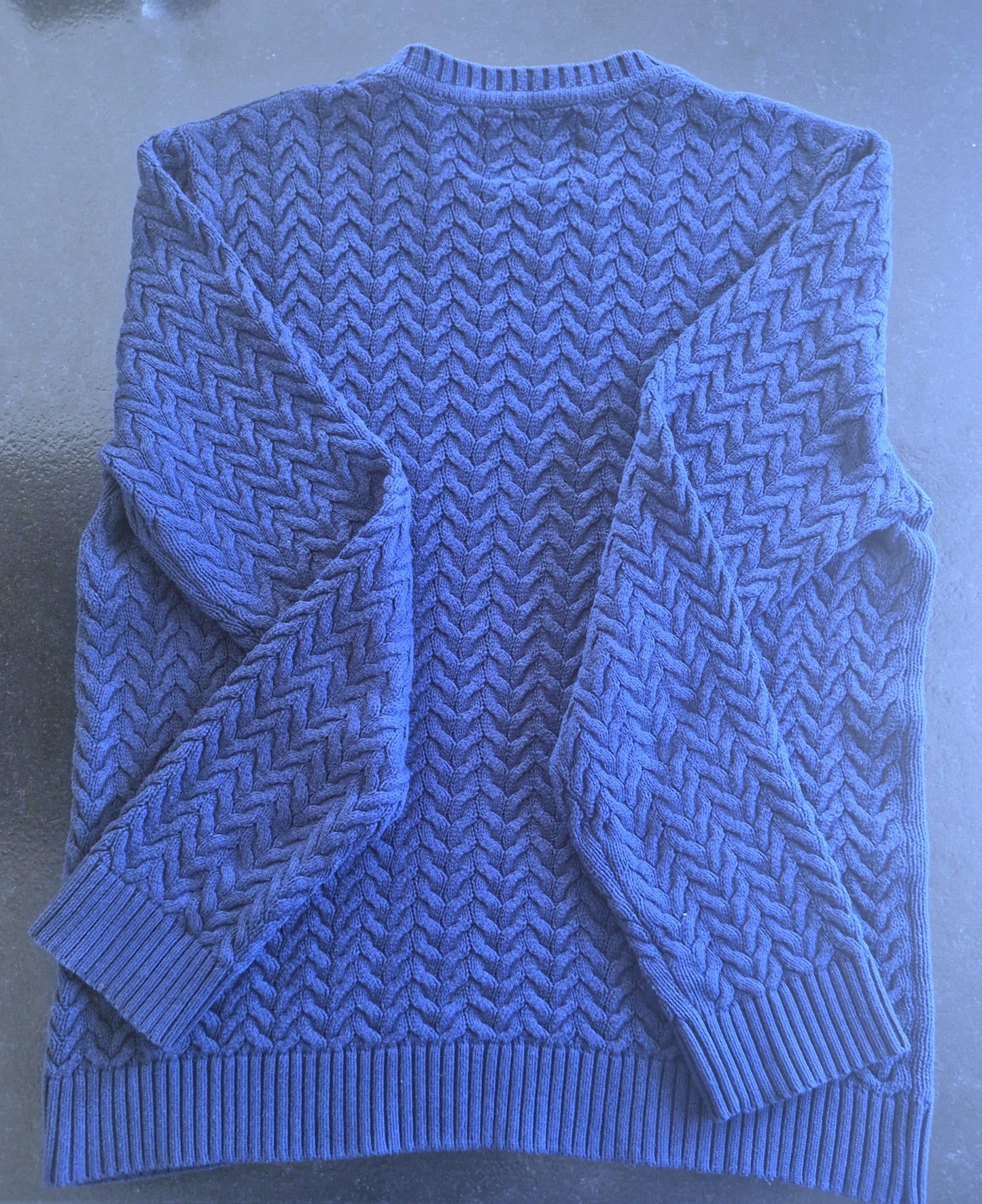 Pull Torsadé bleu foncé