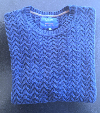 Pull Torsadé bleu foncé