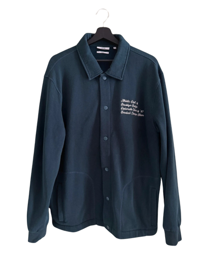Sweat boutonné brodé