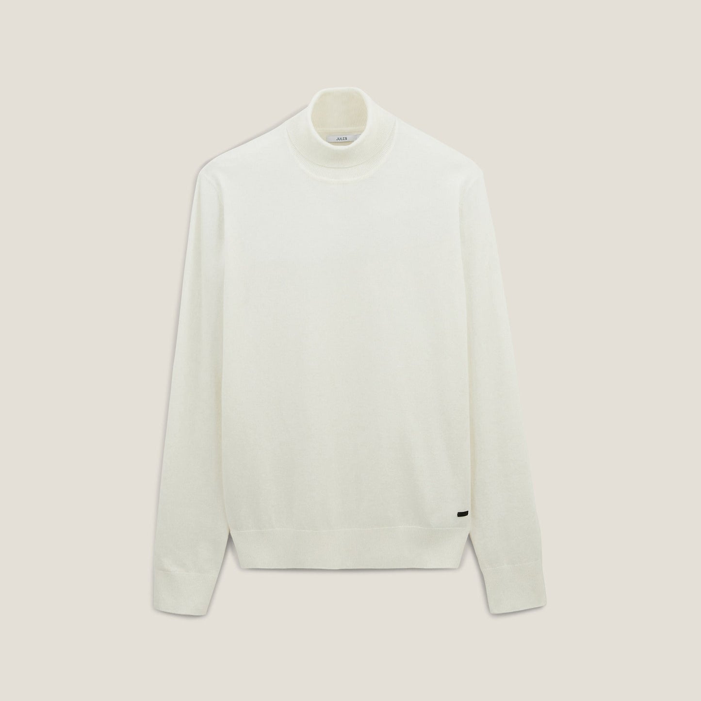 Pull col roulé essentiel