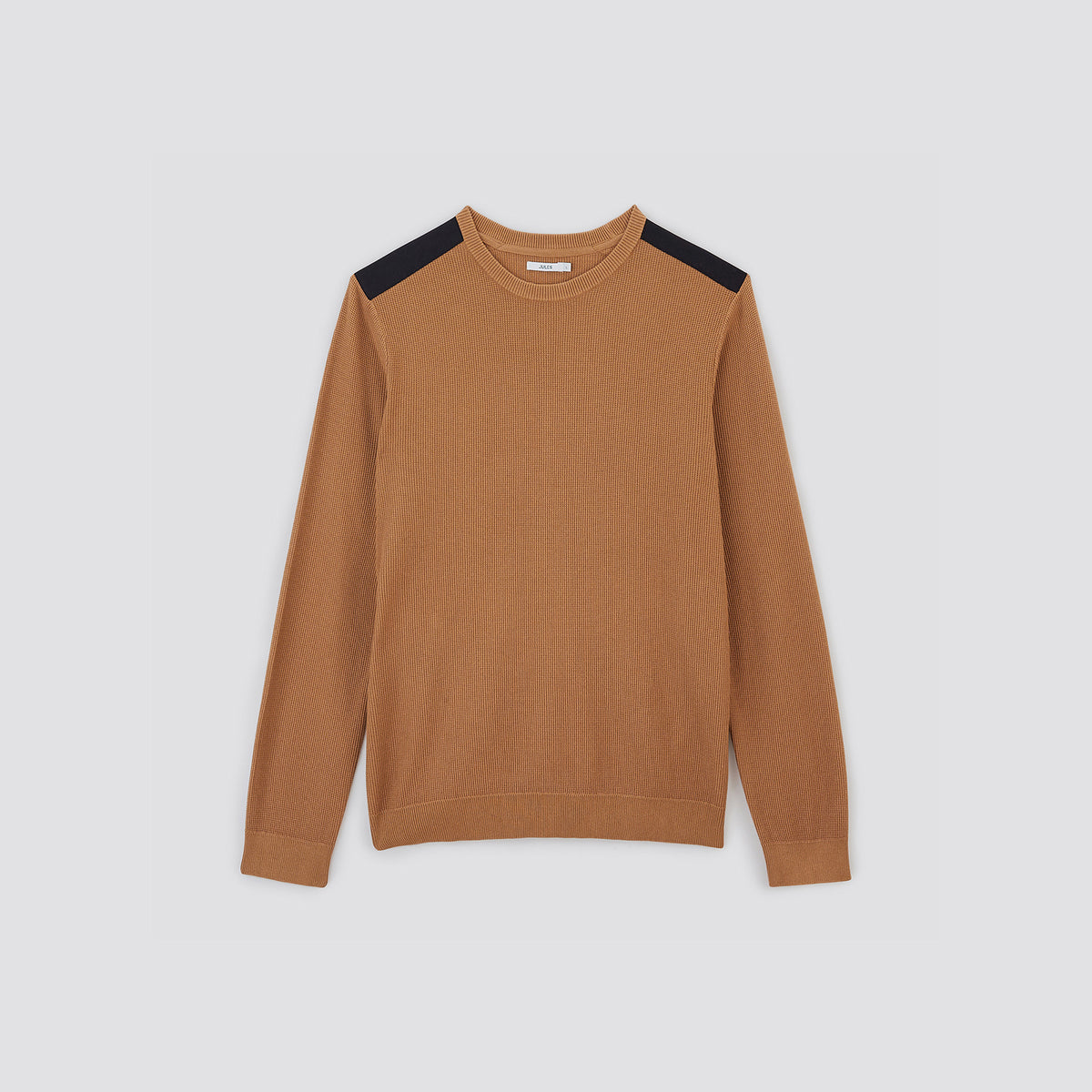 Pull à col rond et patch épaule