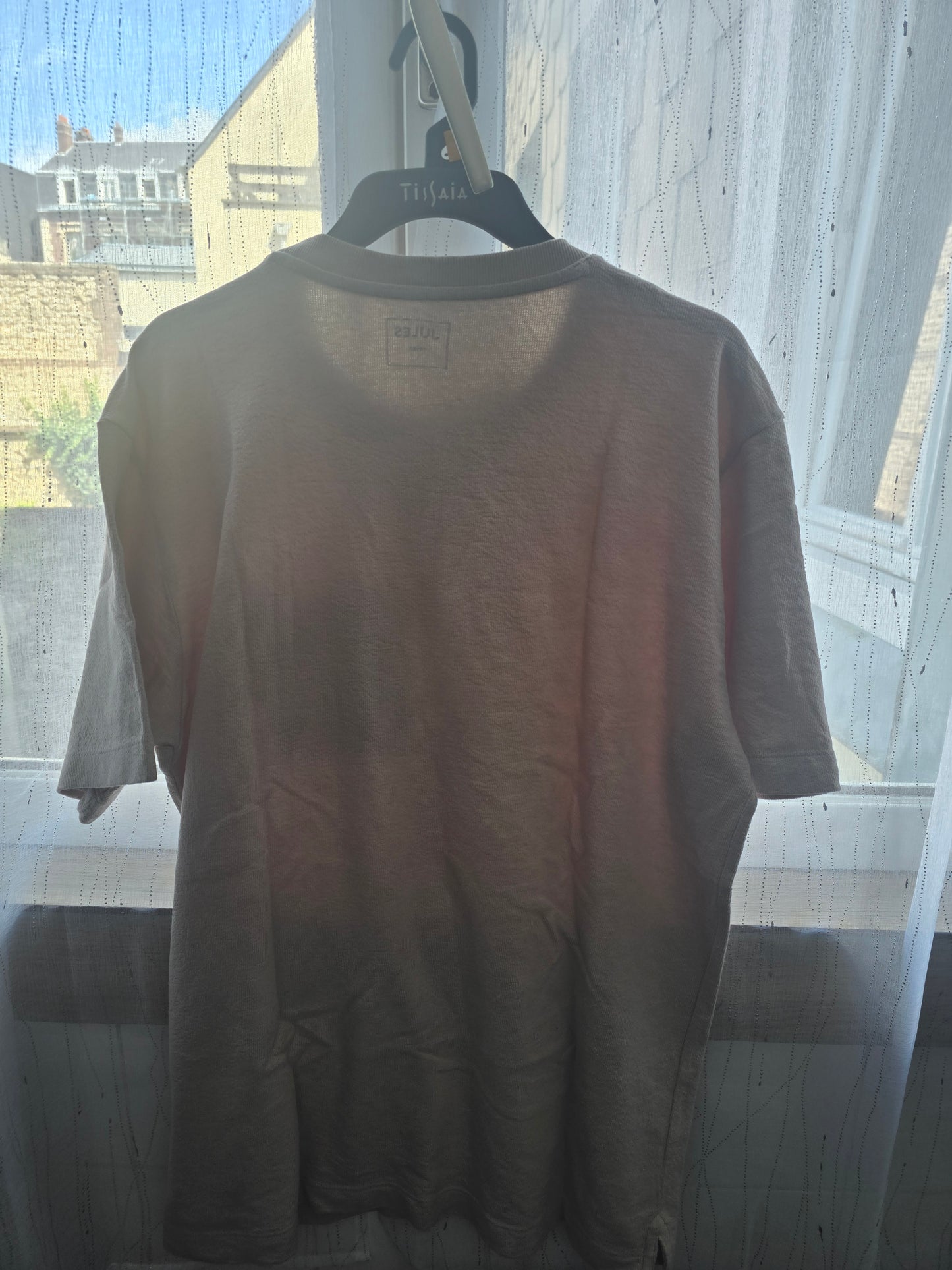 T-shirt beige