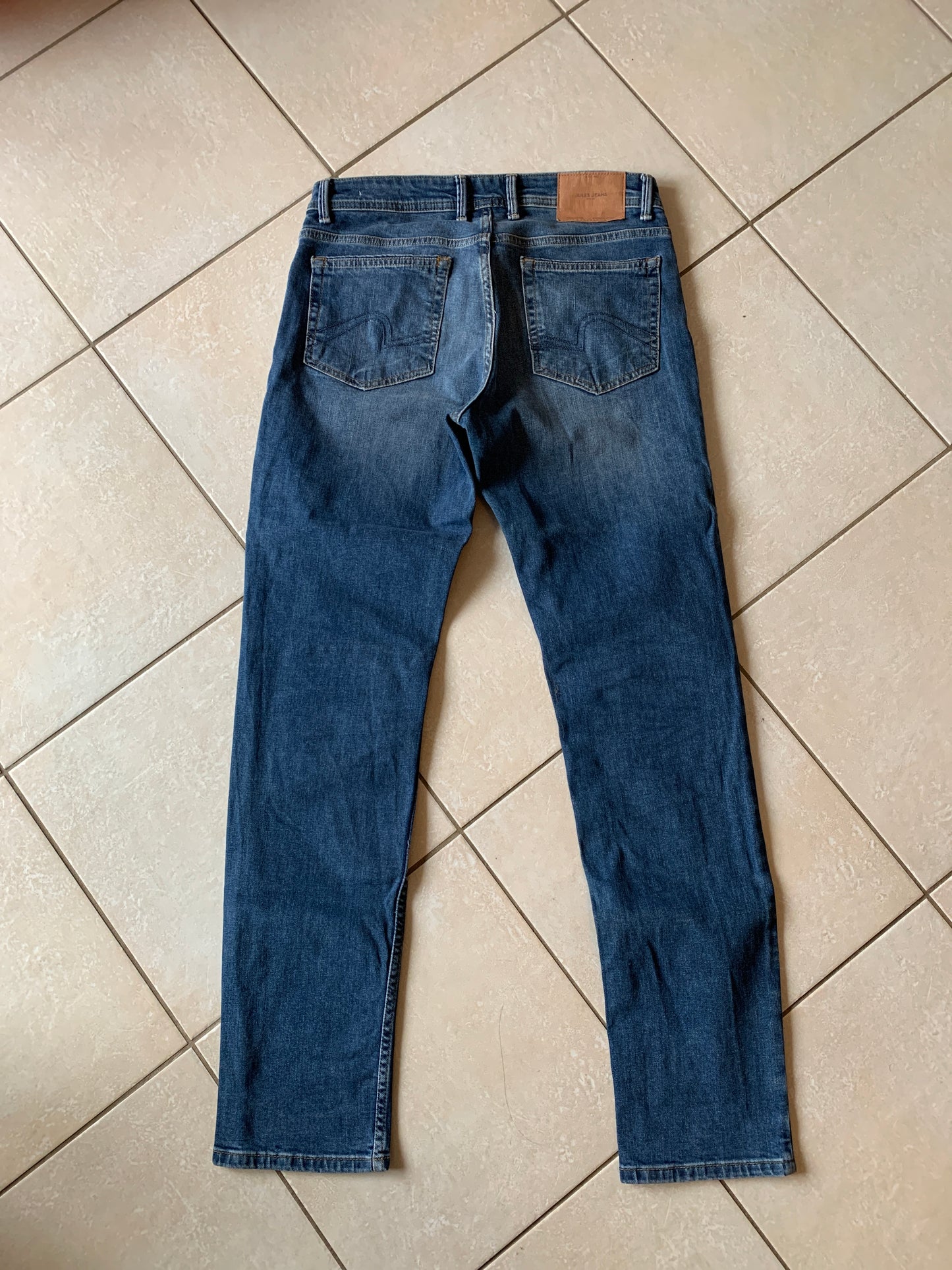 second_hand
