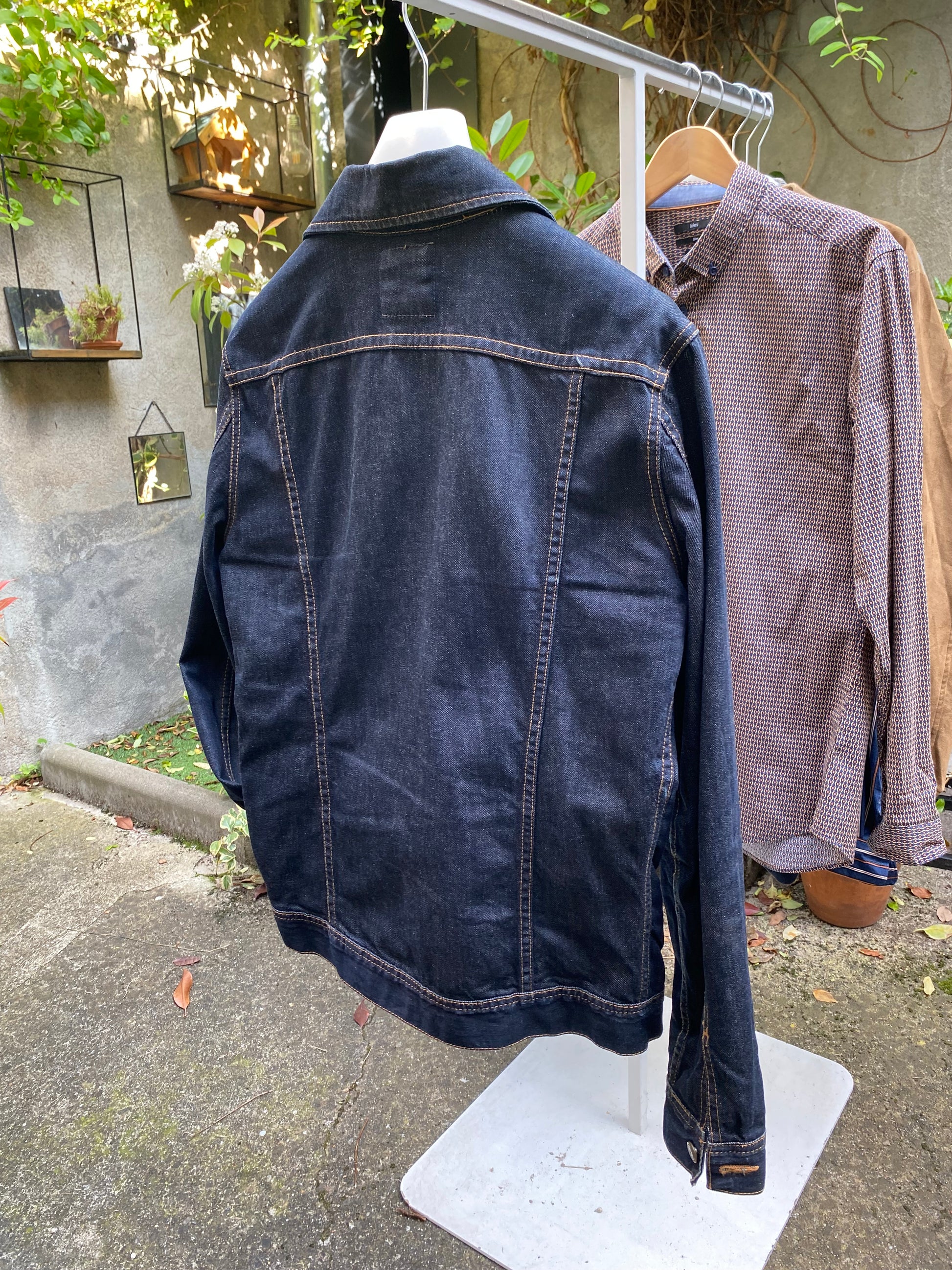 second_hand