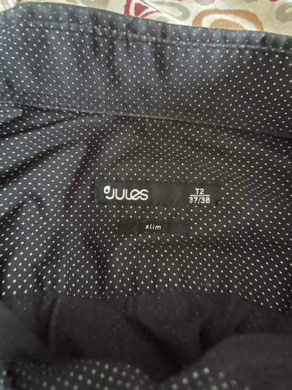 Chemise noire à points blancs