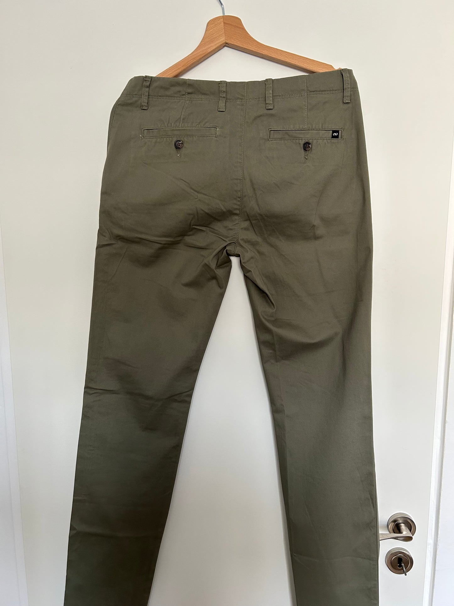 Pantalon chino slim 'le parfait by JULES'