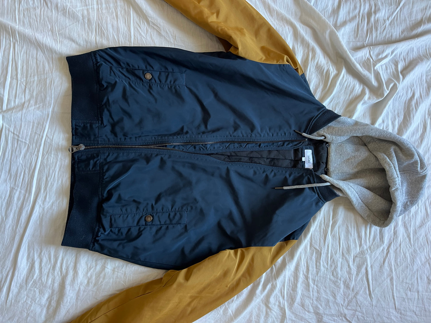 Blouson bomber capuche amovible