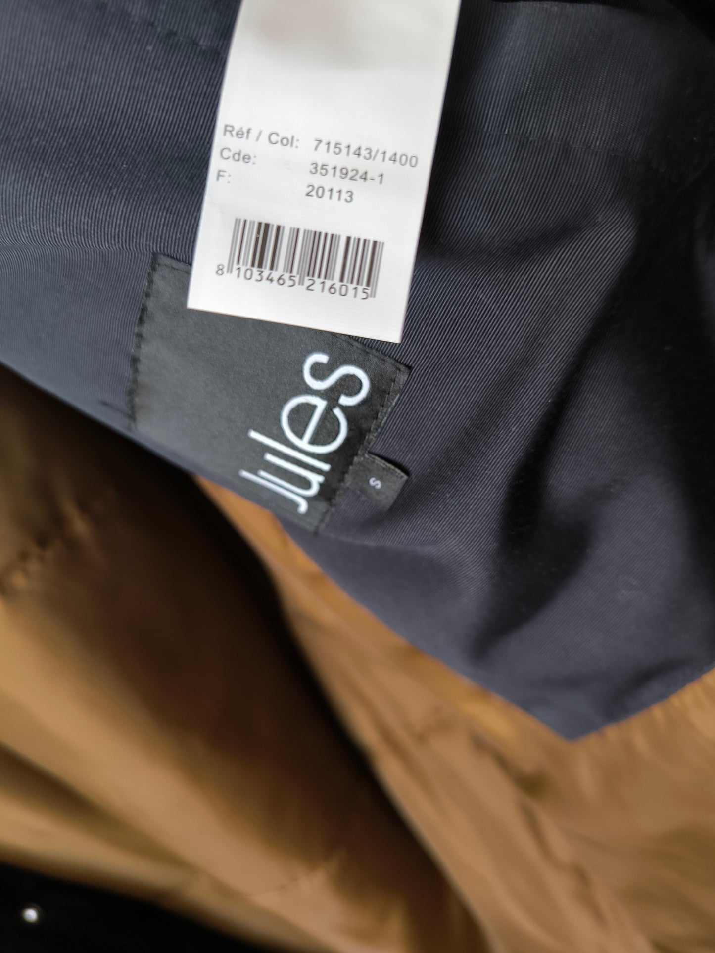 Blouson à capuche noir