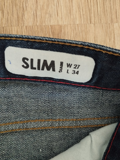 Jean effet légèrement délavé