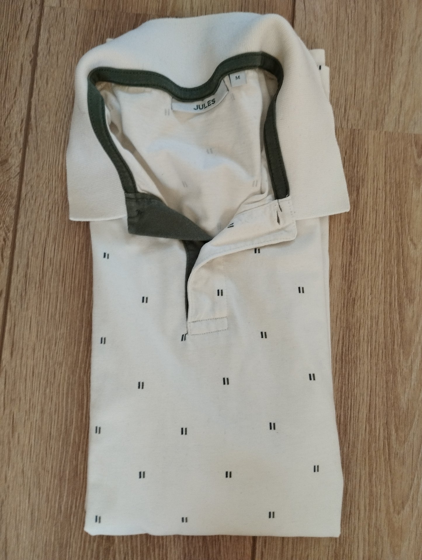 Polo blanc/écru à motifs