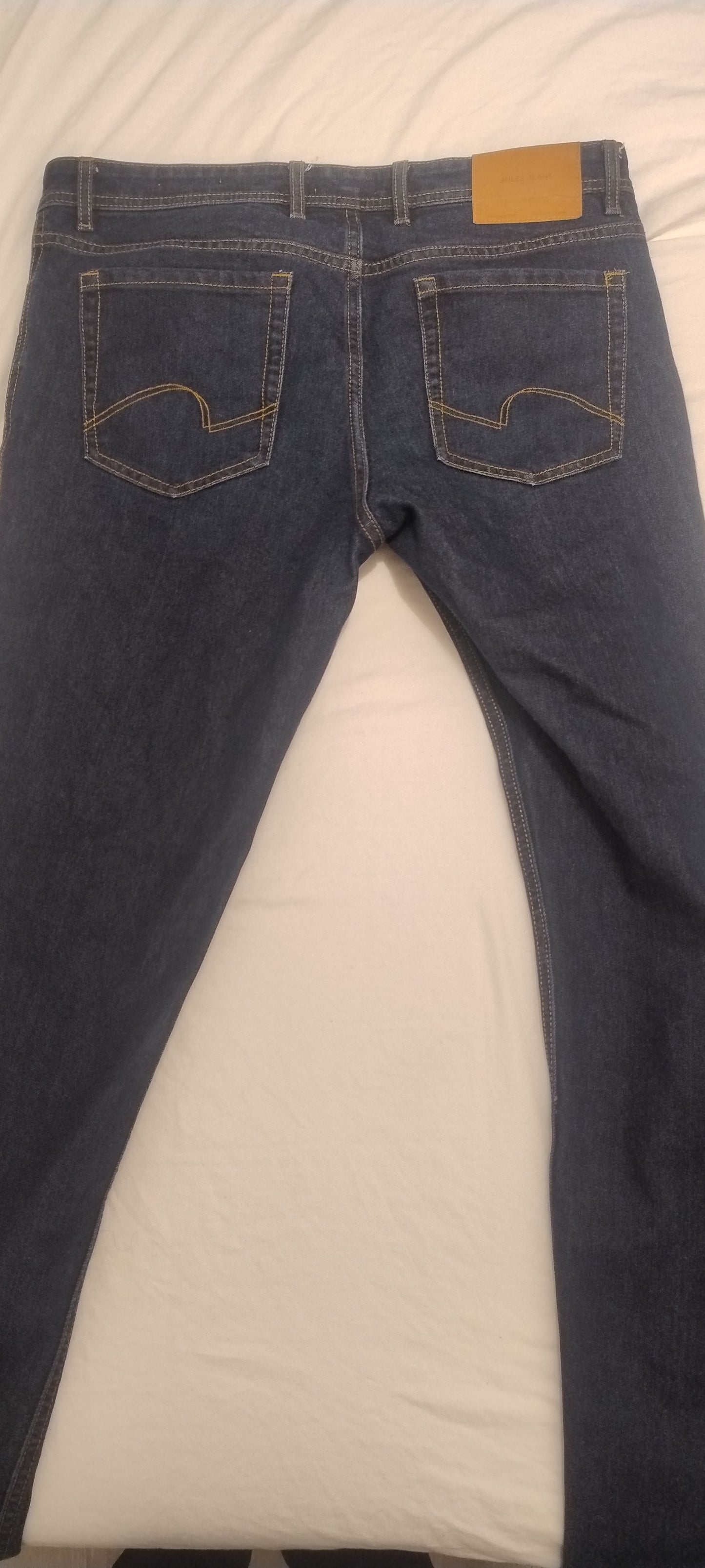 Jean slim en coton et polyester recyclés