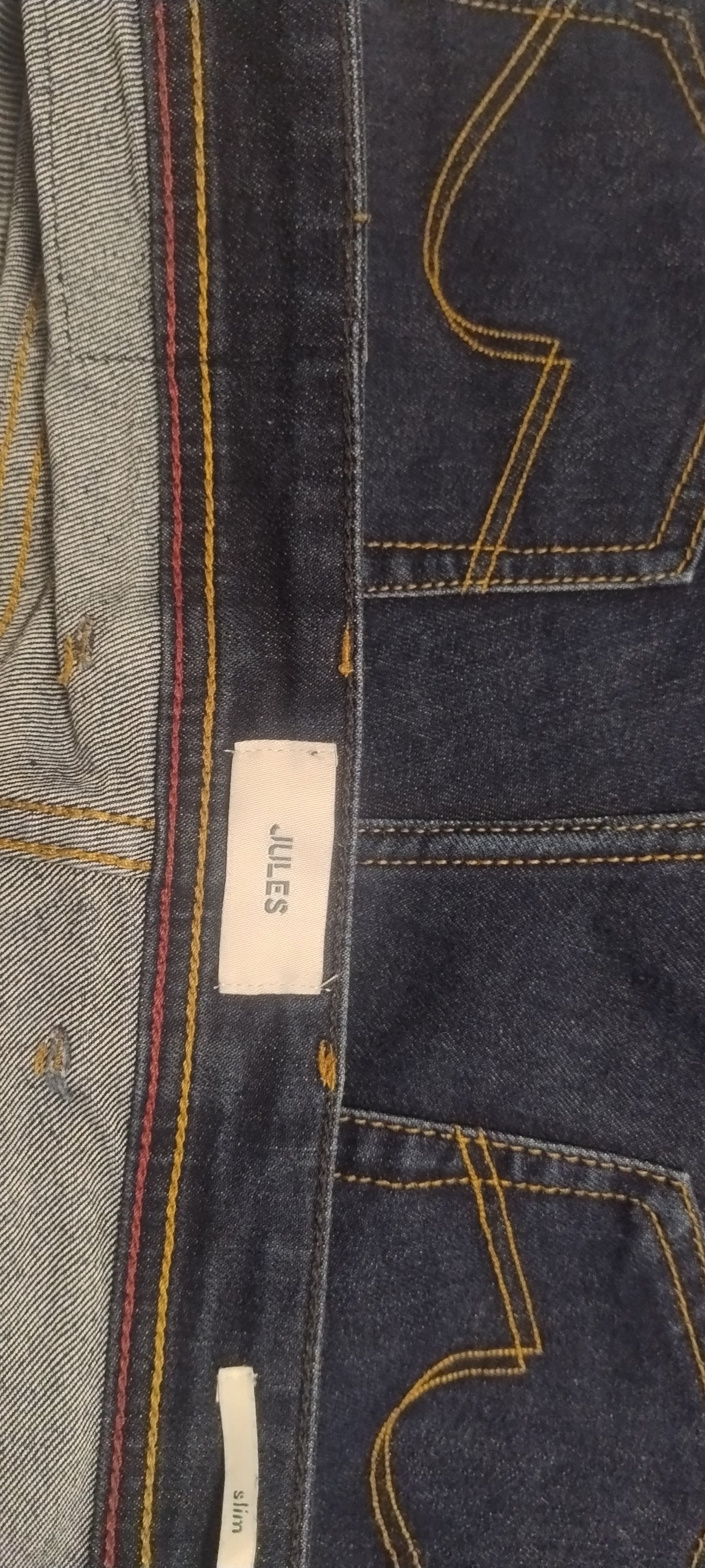 Jean slim en coton et polyester recyclés