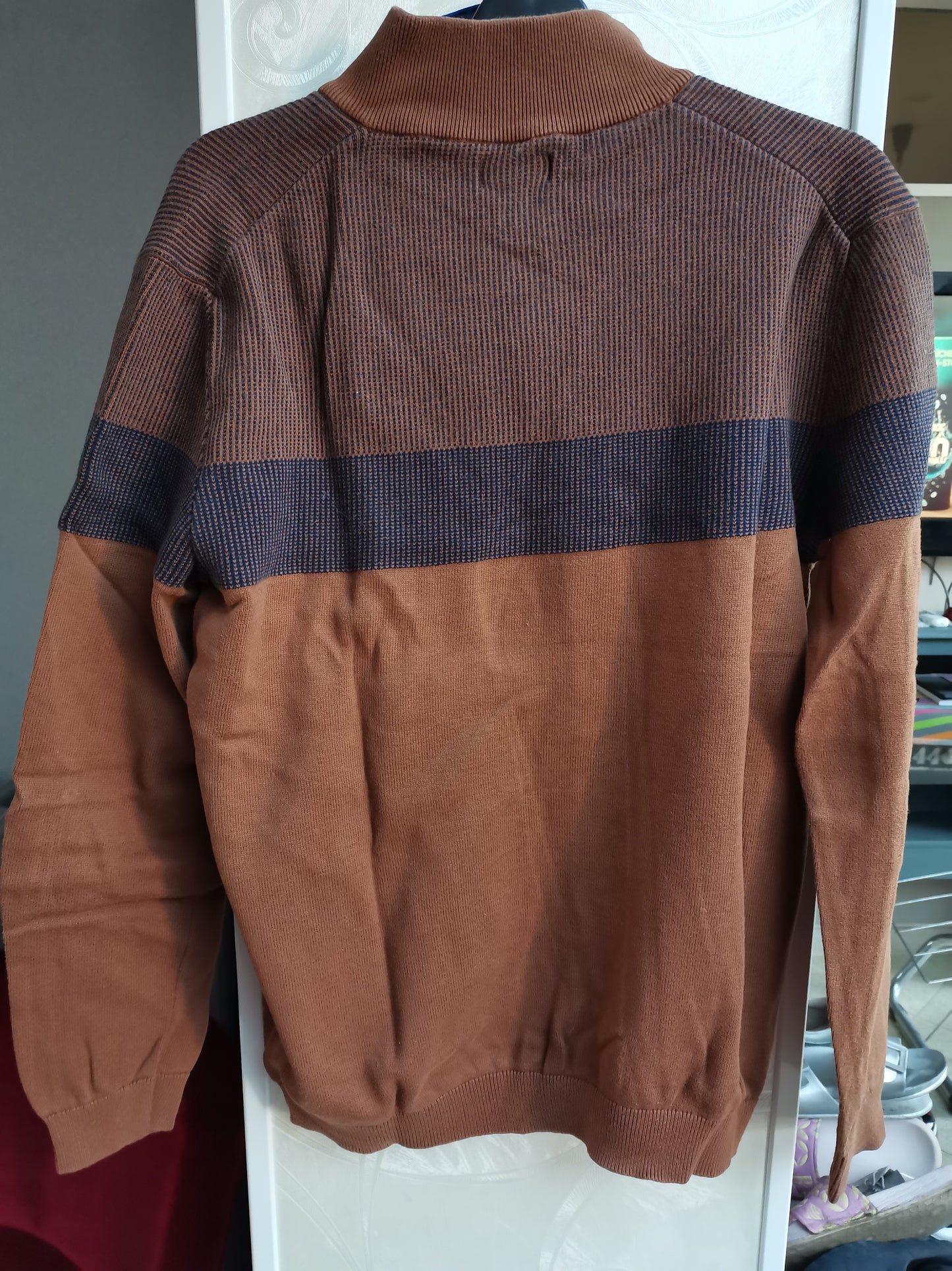 Pull col montant zippé rayé en maille fa