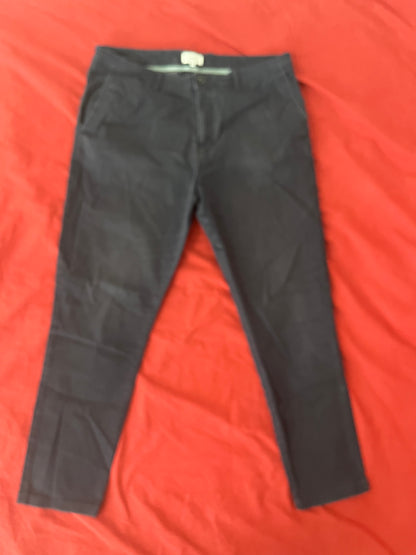 Pantalon chino bleu nuit