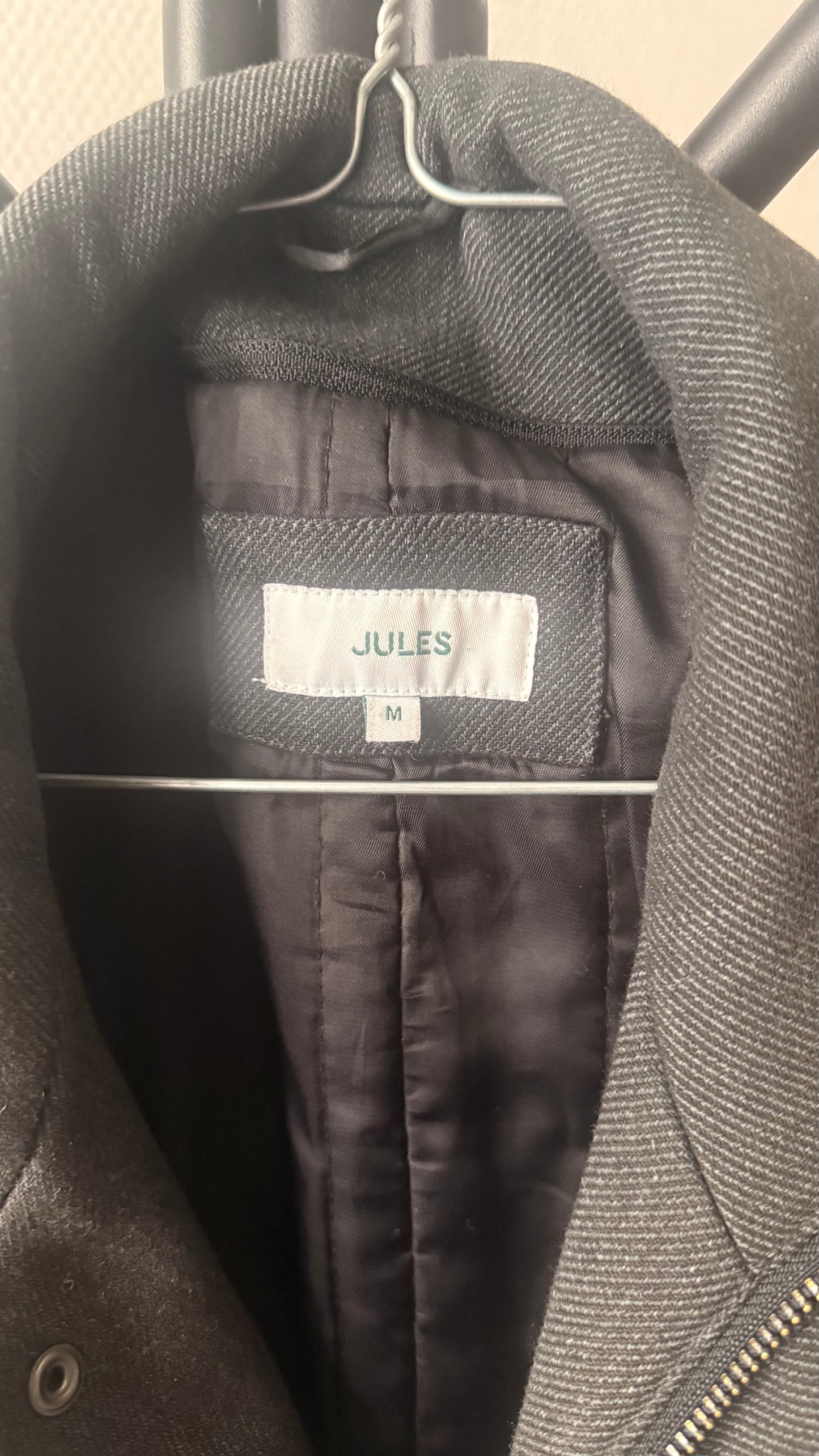 Manteau zippé col montant