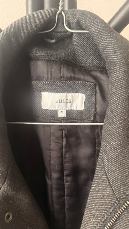 Manteau zippé col montant