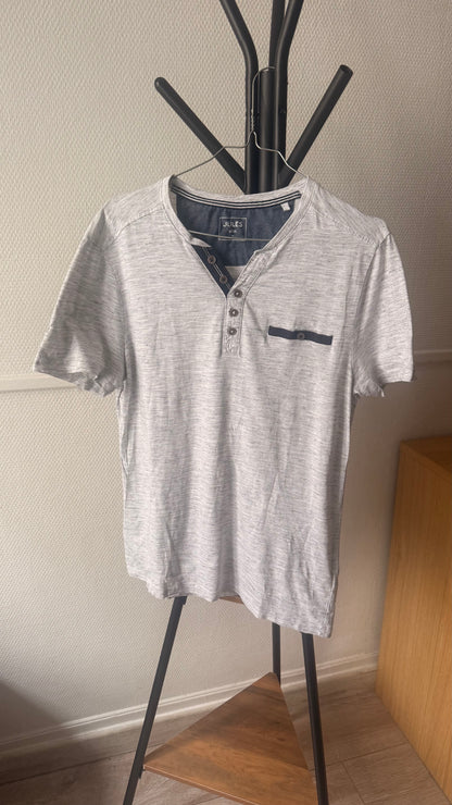 Tee shirt col tunisien