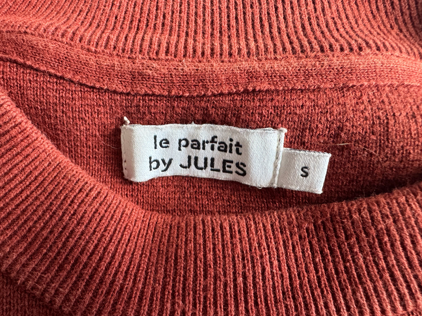 Pull à col rond rouge