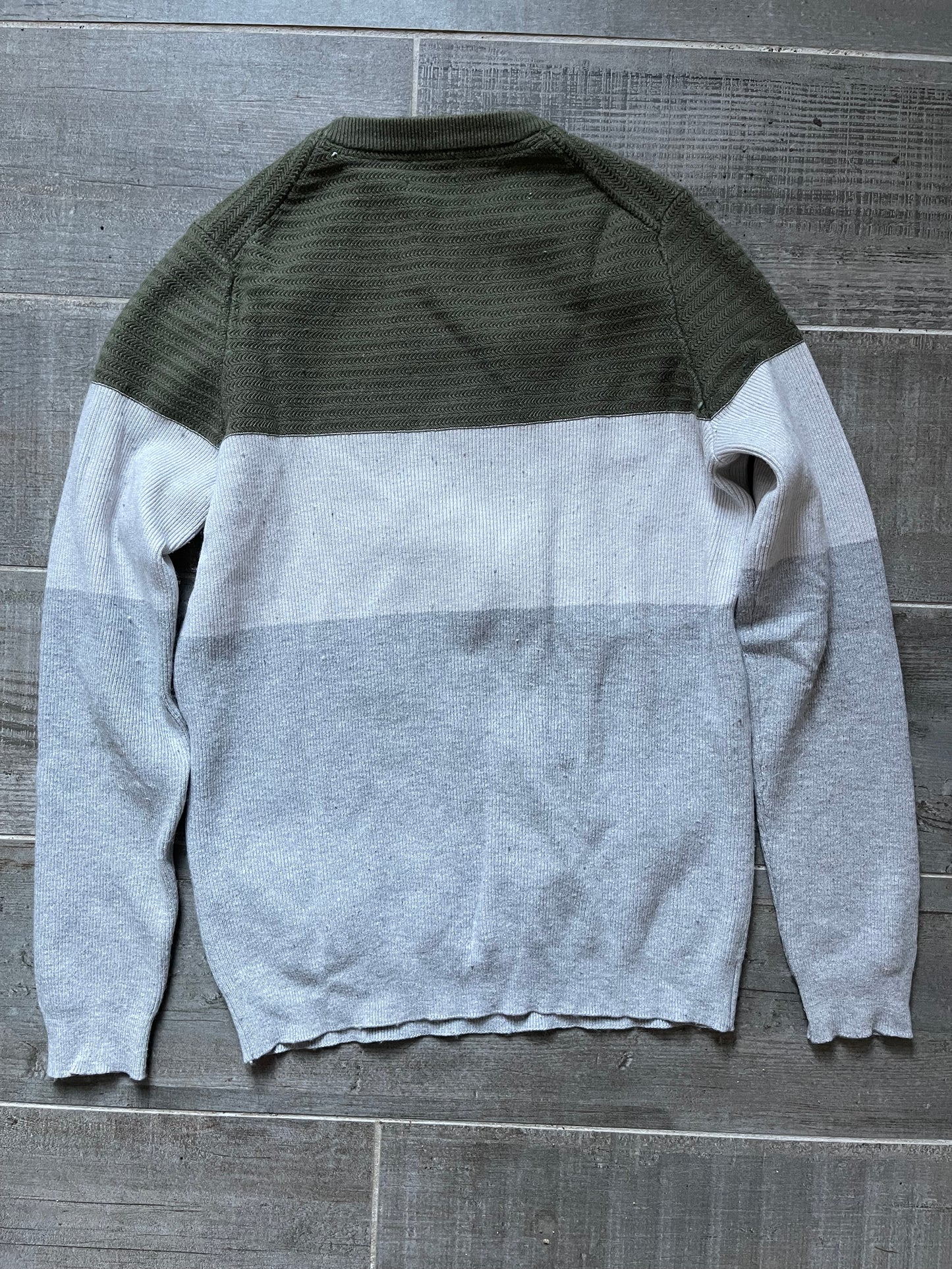 Pull rayé kaki