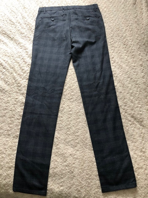 Pantalon bleu et gris