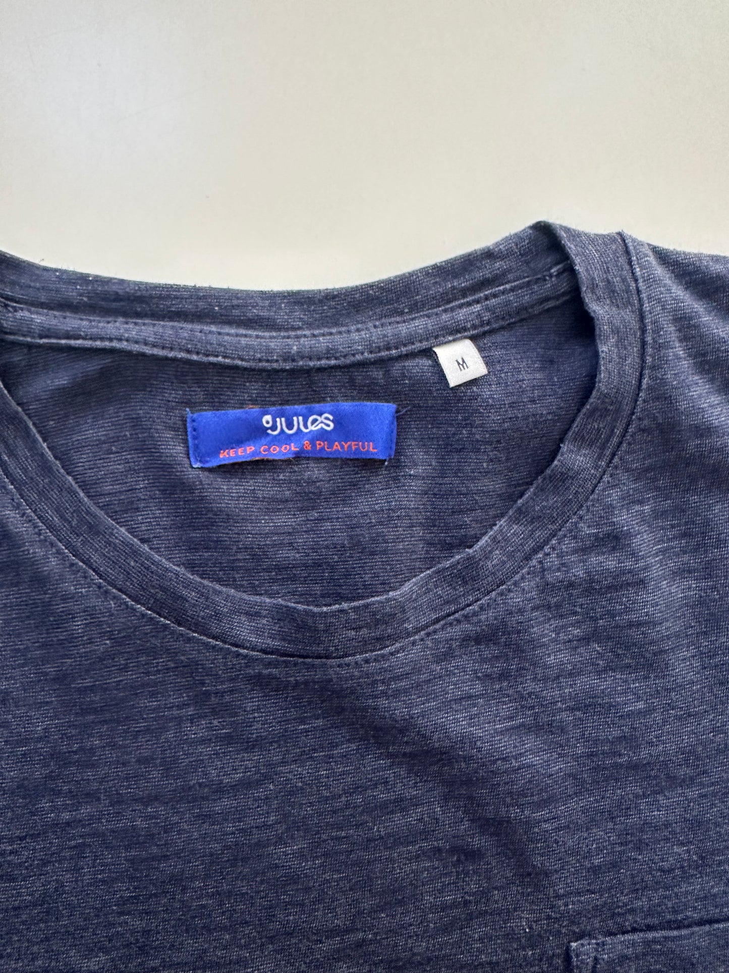 T-shirt bleu