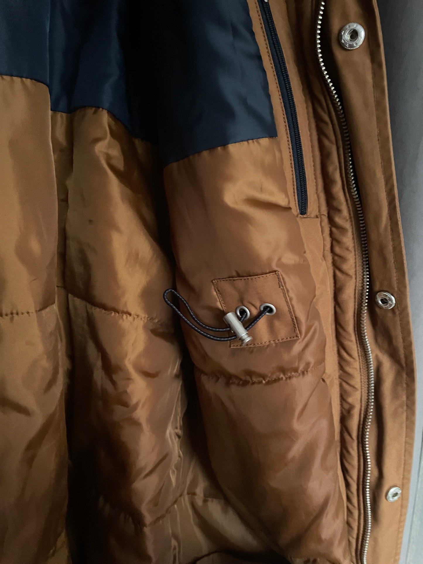 Parka capuche couleur camel