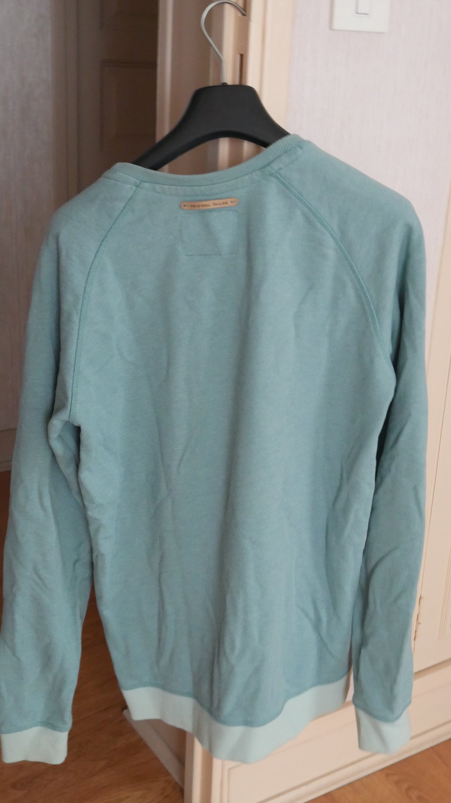 Sweat bleu turquoise