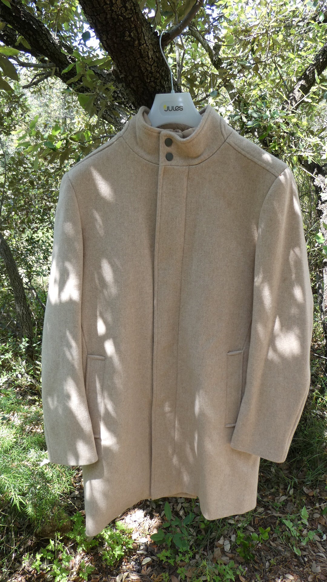 Manteau en laine col montant