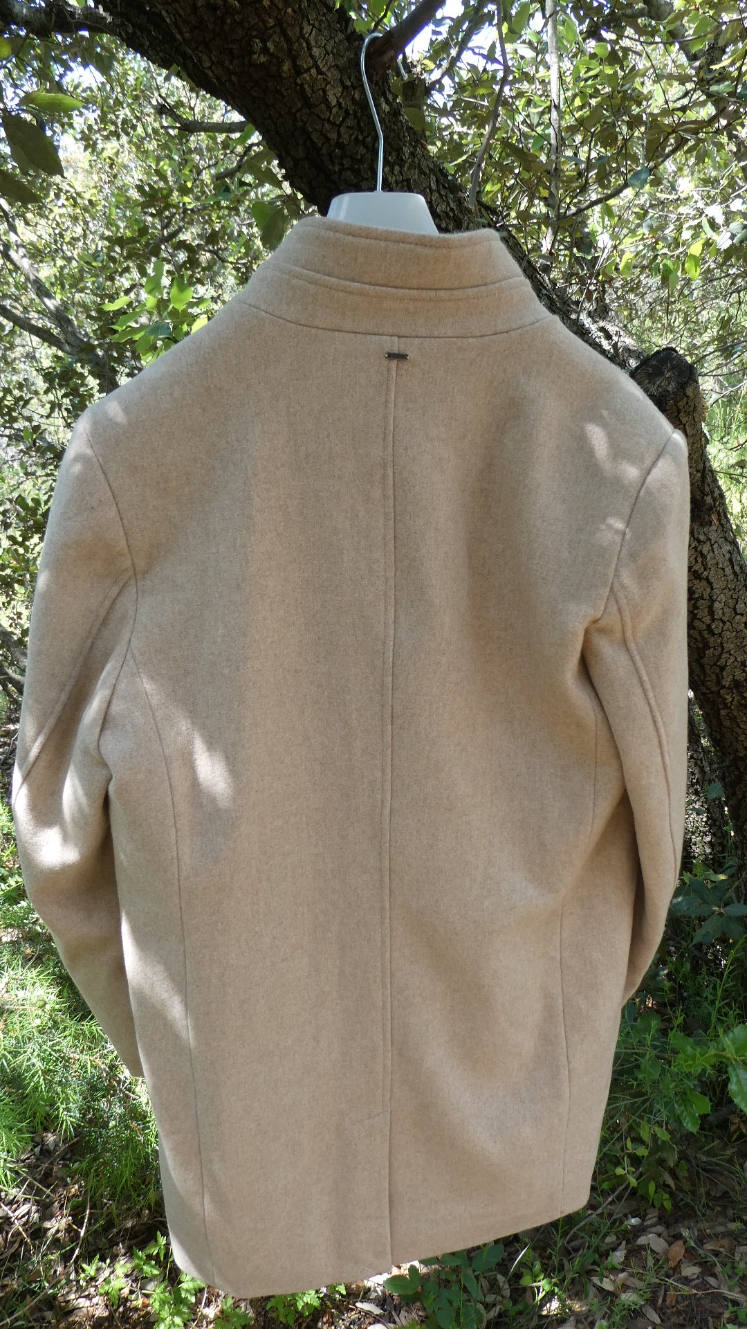 Manteau en laine col montant