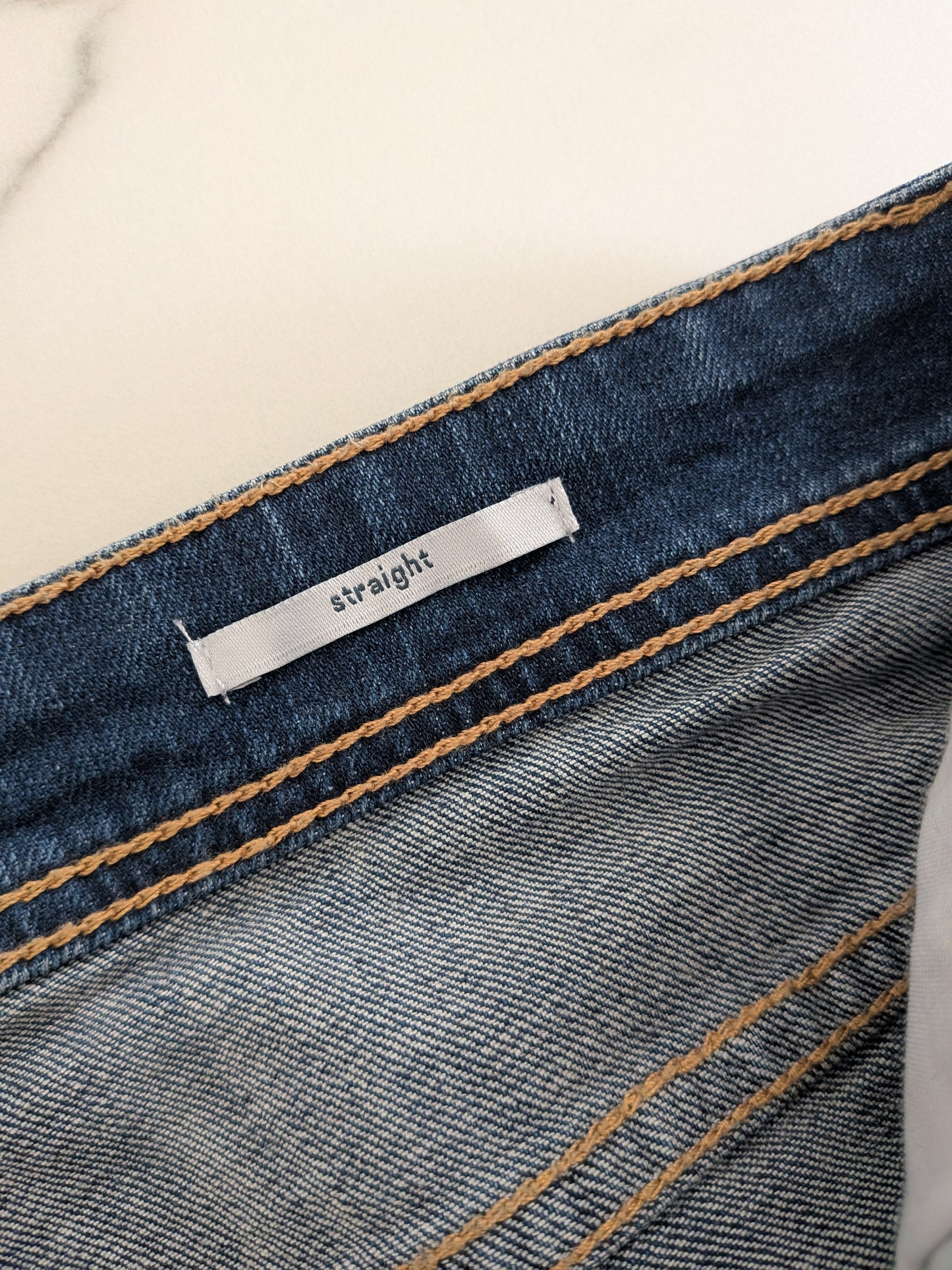 jean straight taille 44