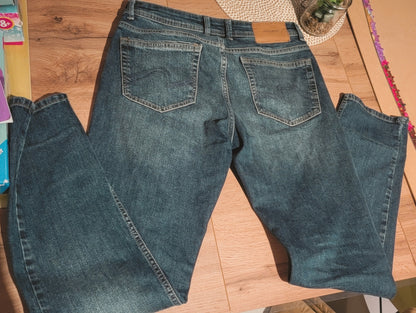 Jean straight 3 longueurs en coton recyclé