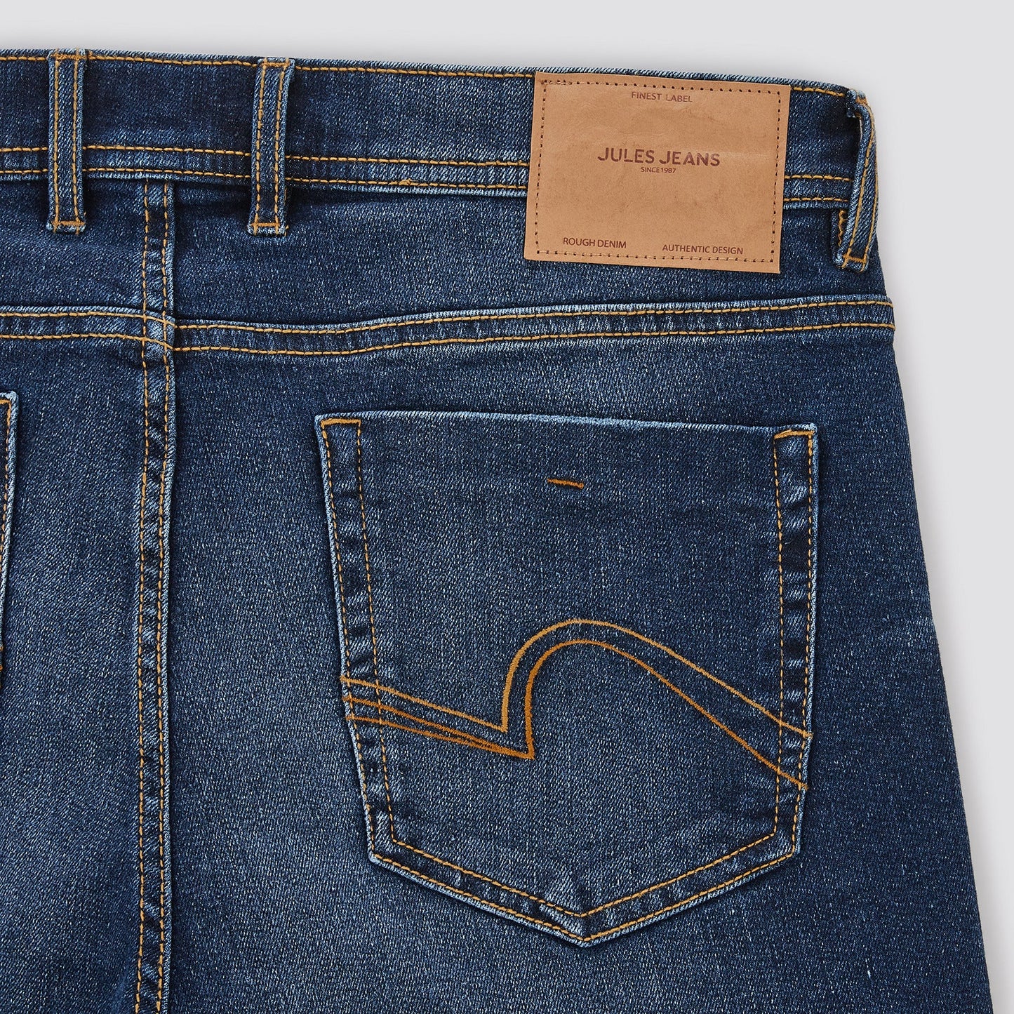 Jean slim contenant du chanvre et du polyester recyclé