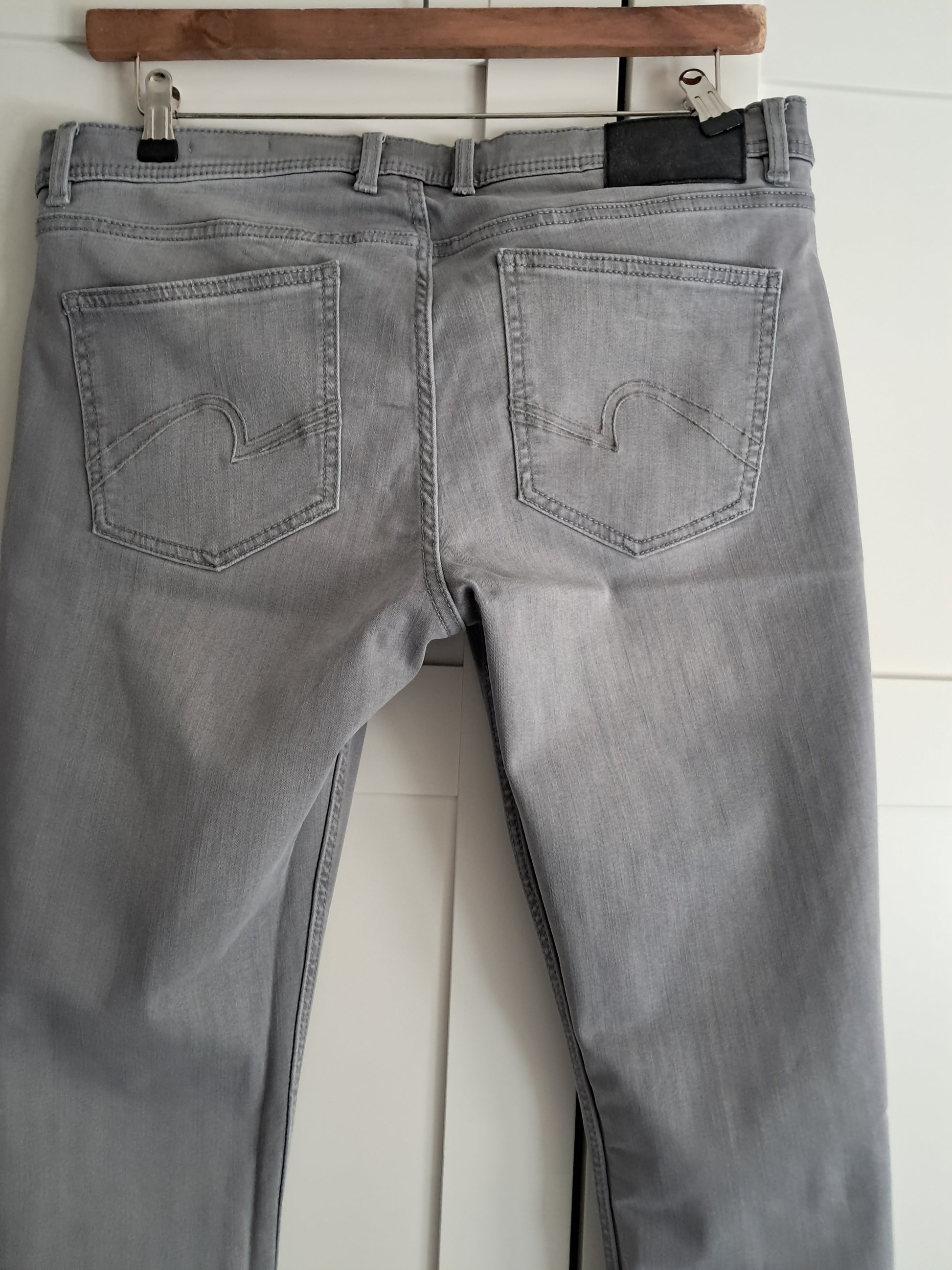 second_hand