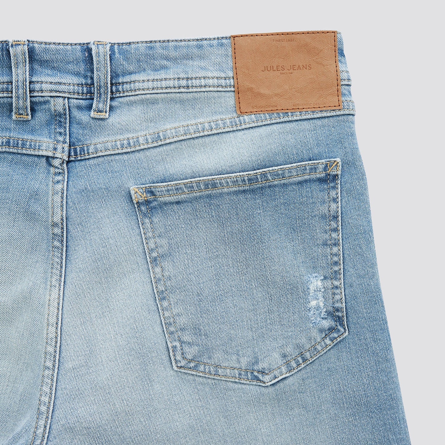 Bermuda en jean usé