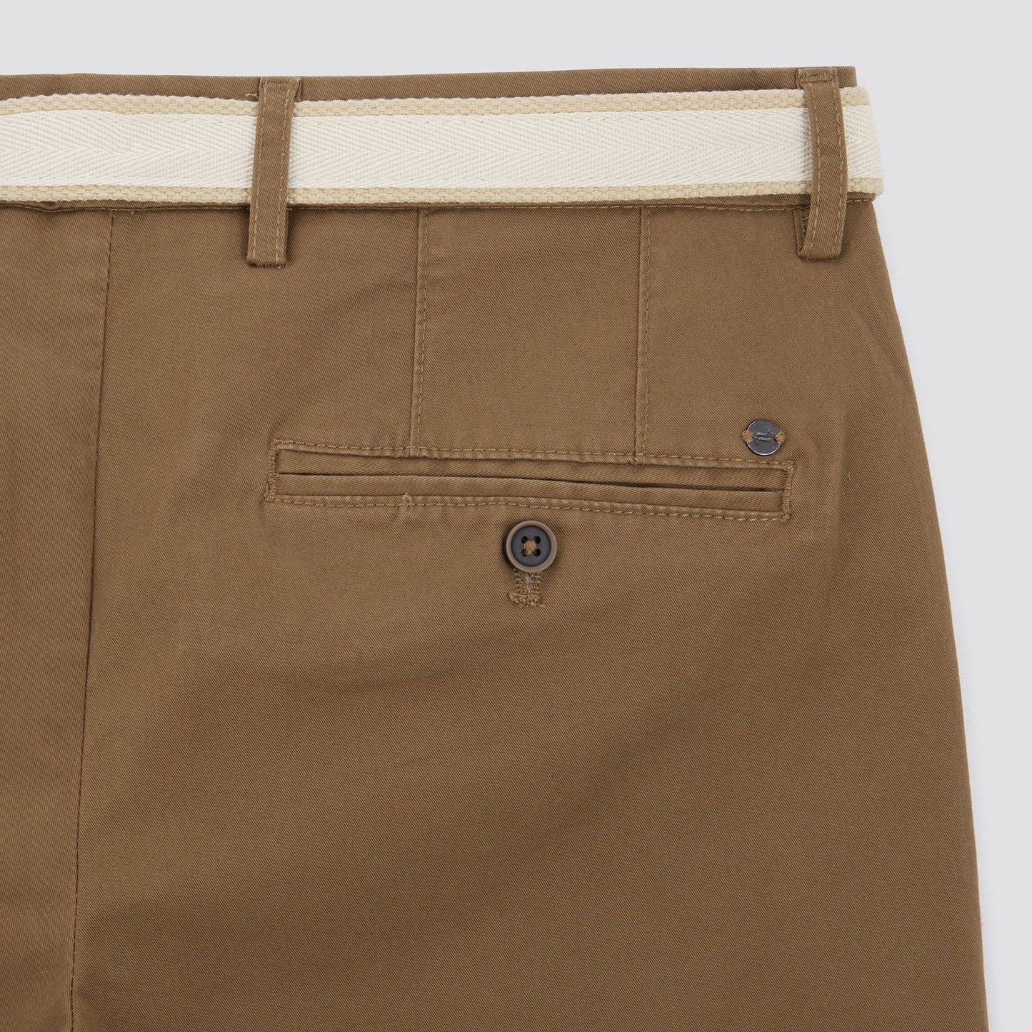Bermuda chino uni avec ceinture