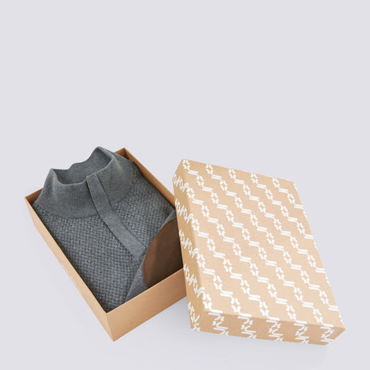Pull col montant en boite cadeau coton /