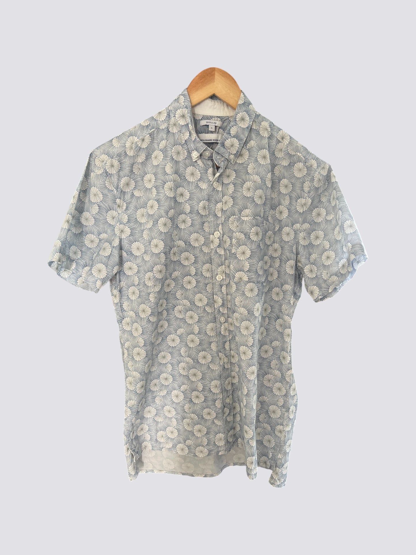 Chemise à fleurs bleue régular