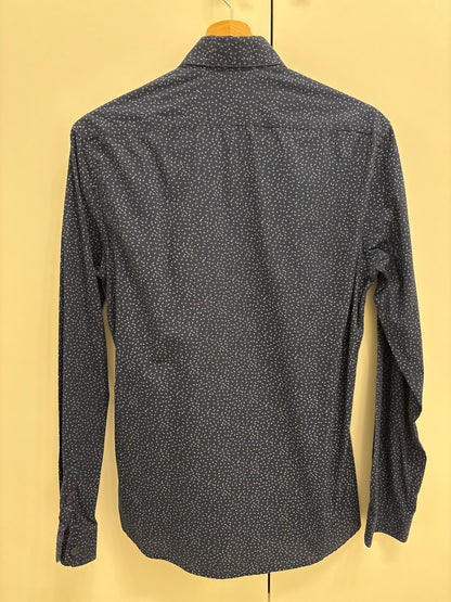Chemise à motifs