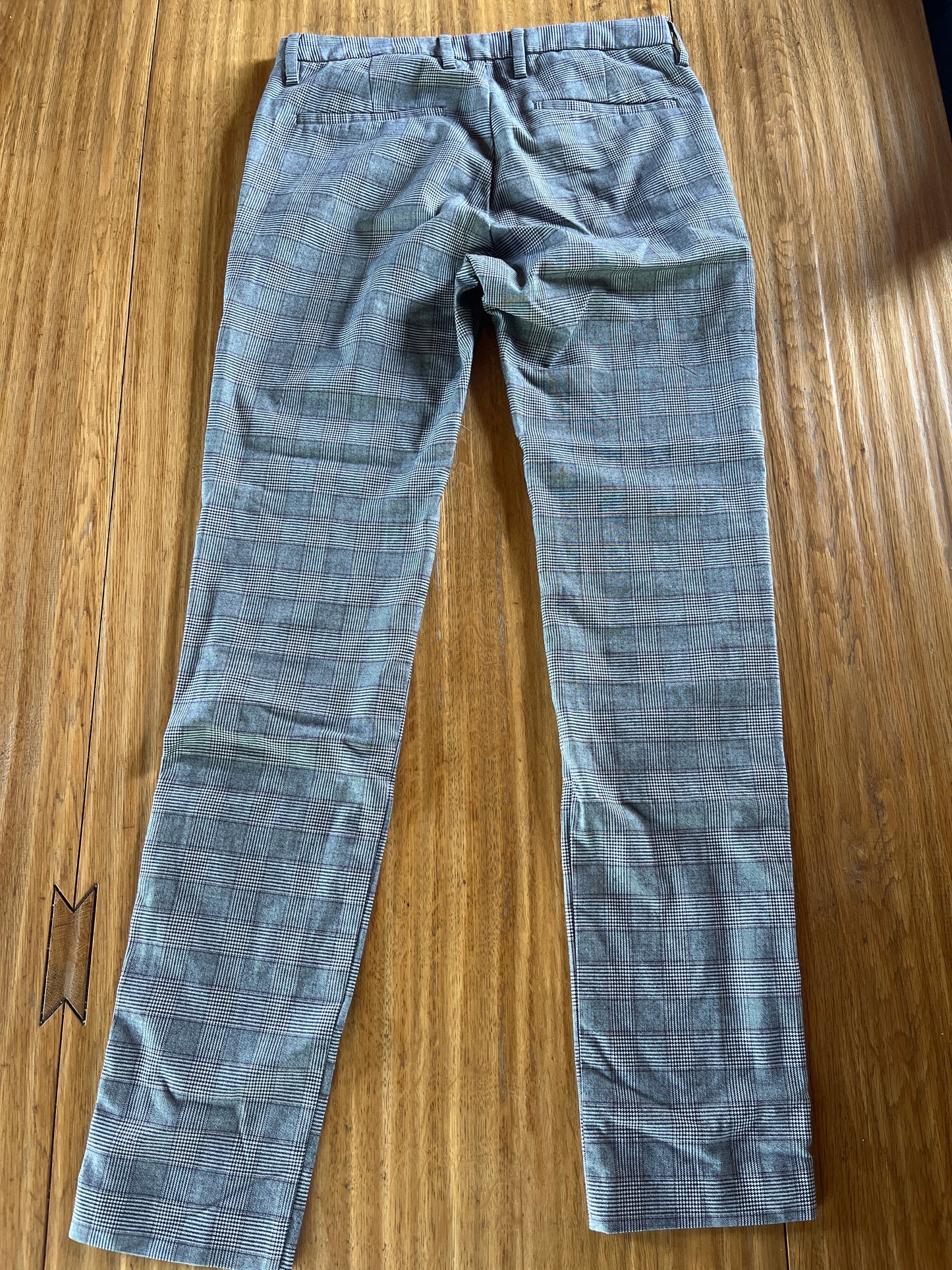Chino à carreaux coupe slim