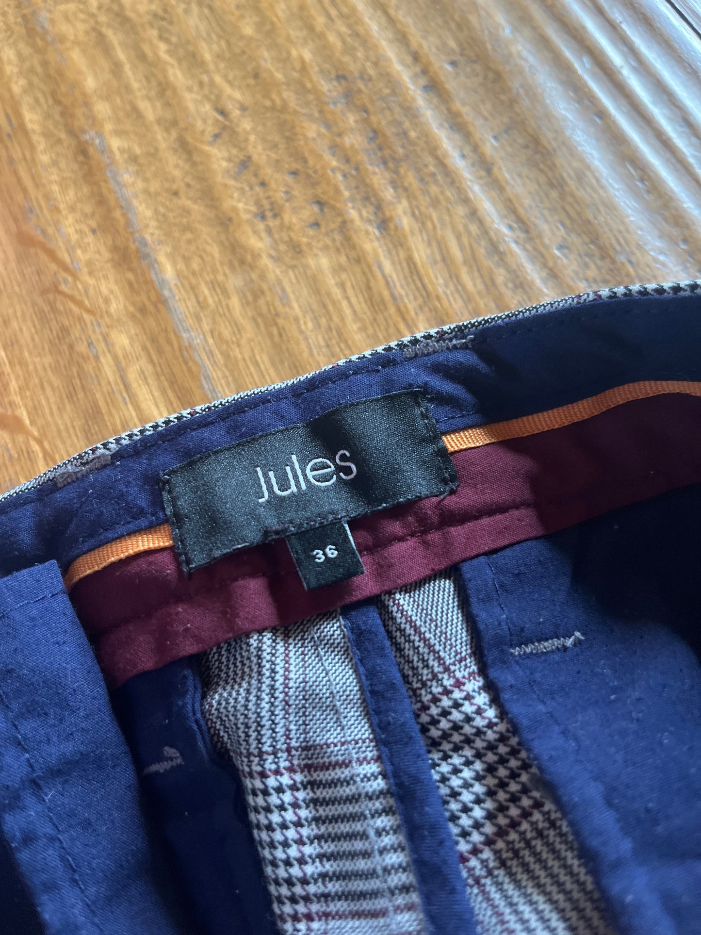 Chino à carreaux coupe slim