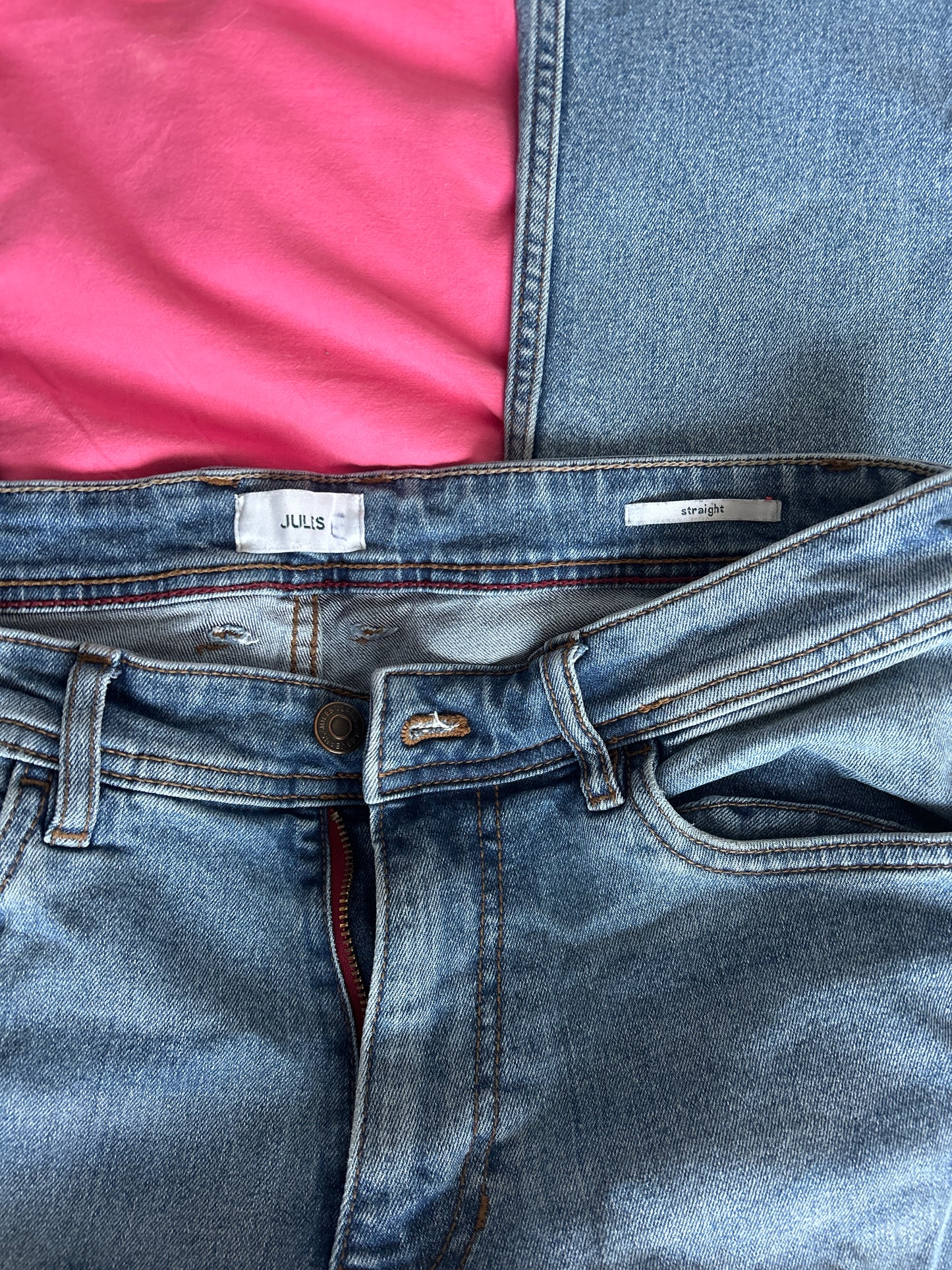 Jean straight en coton et polyester recyclés