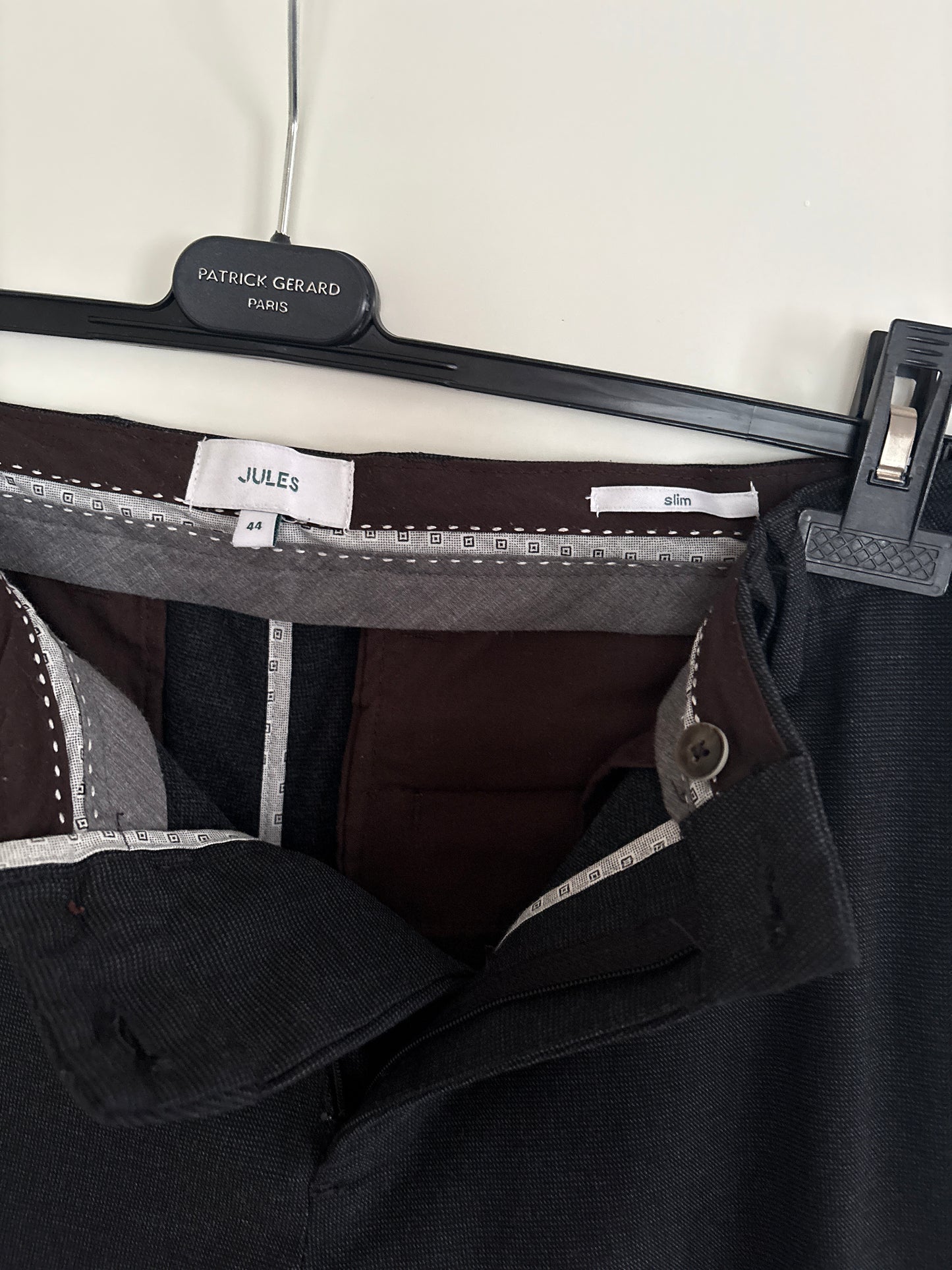 Pantalon chino slim fantaisie intérieur gratté